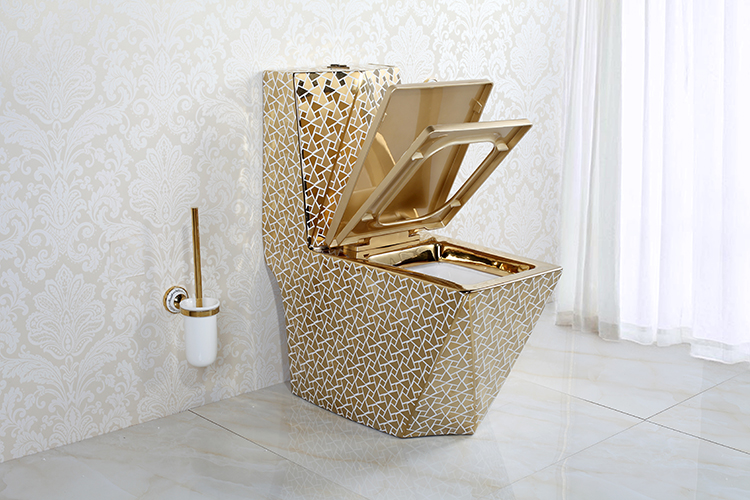 Luxury Diamond Golden Bathroom Accessory Japanese One Piece Set Decor Bowl Ceramic Wc Gold Toilet