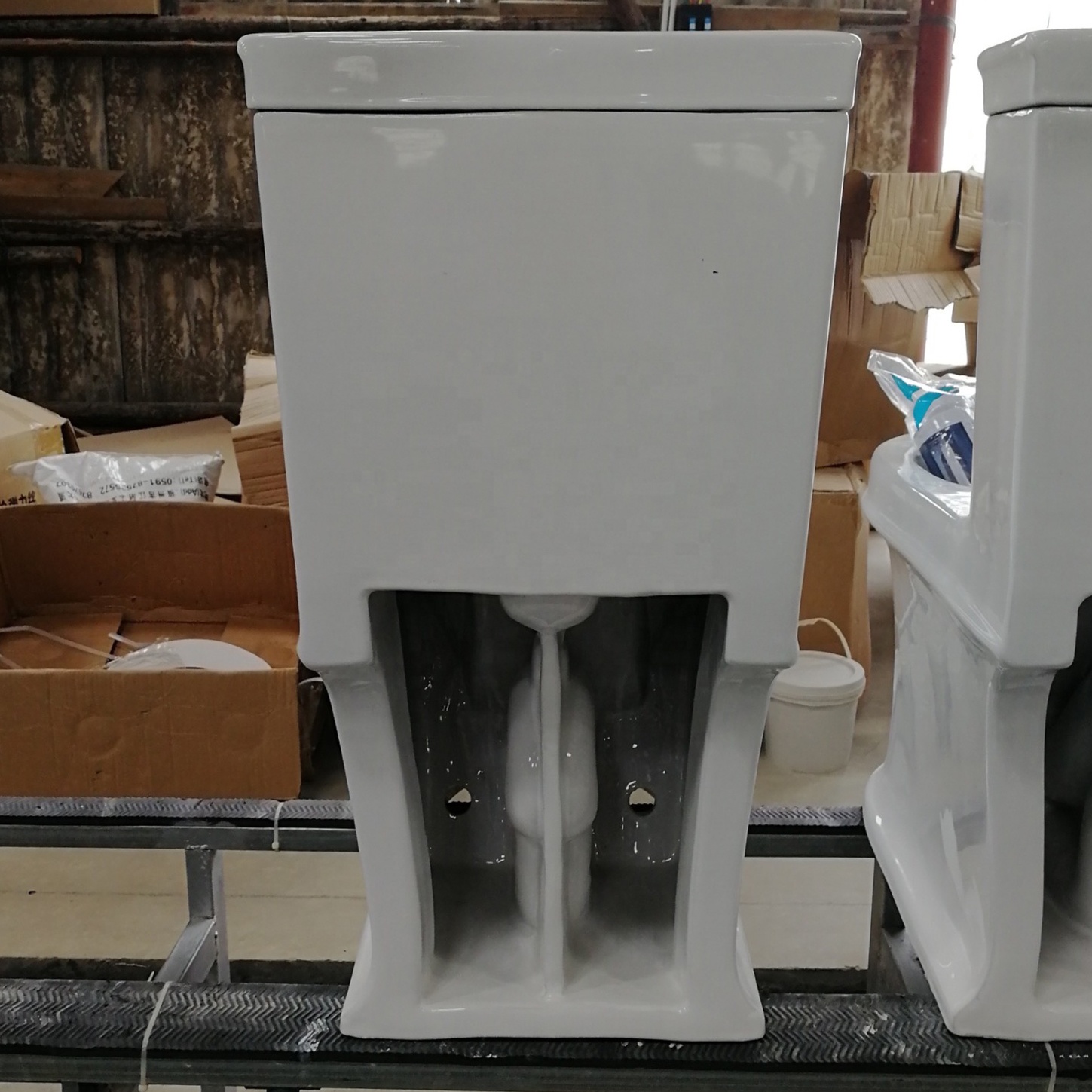 Siphonic Modern Toilet Bathroom Ceramic Bowl Sanitary Ware Soft Cover Seat One Piece Wc Public Toilet With Sink