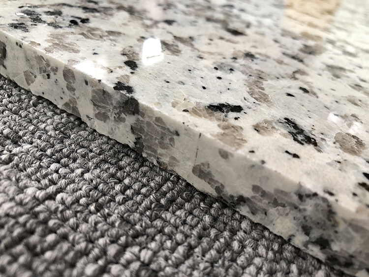 China Black White Grey Countertop Plate Table Top Paving Stone Floor Price Slab Granite for Floor and Wall