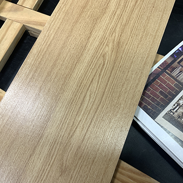 200*1000mm Full Body Porcelain Wood Plank Indoor Carrelage Hotel House Home Wooden Floor Tiles