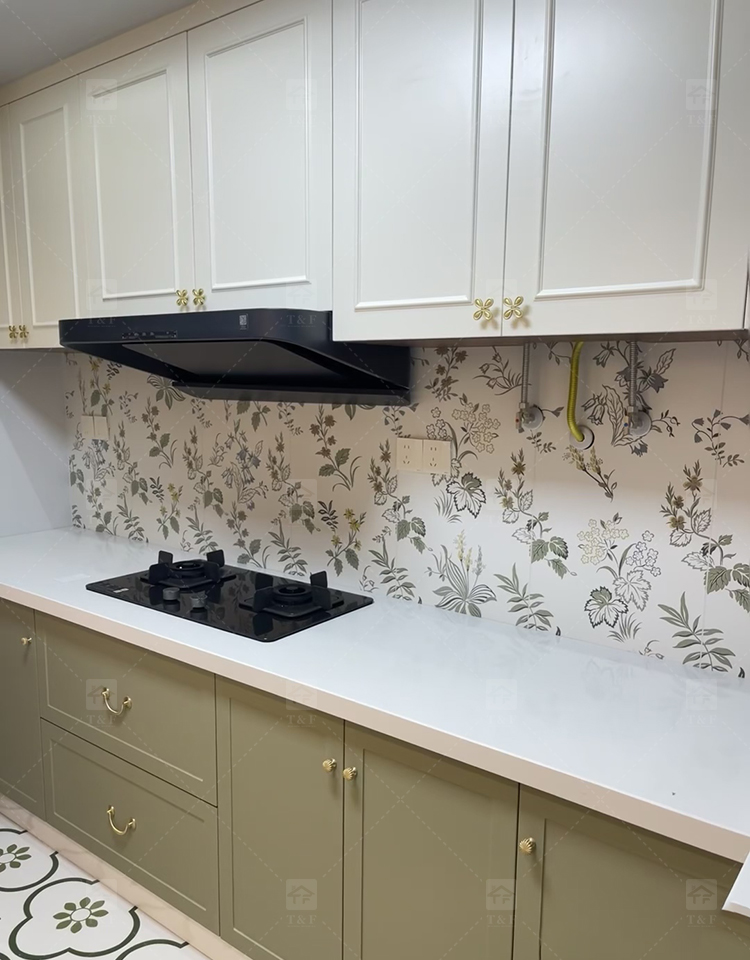Hot New Modern Style Ready-to-Assemble Kitchen Cabinet Elegant Wardrobe for Kitchen Storage