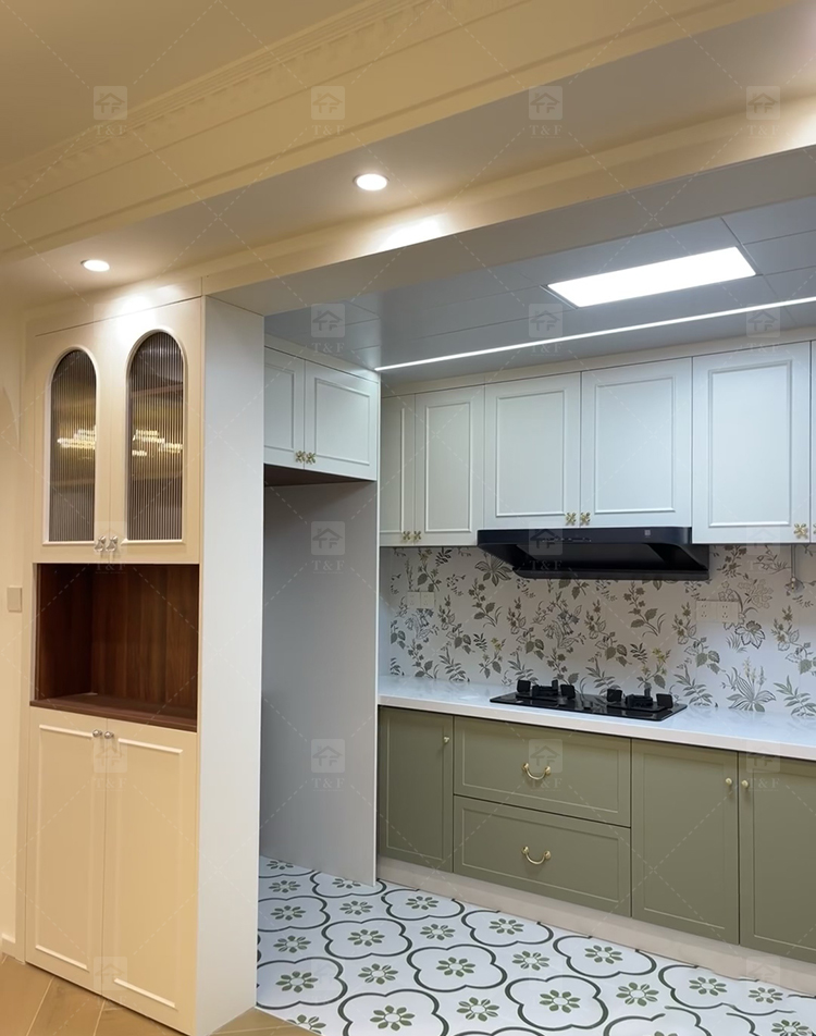 Hot New Modern Style Ready-to-Assemble Kitchen Cabinet Elegant Wardrobe for Kitchen Storage