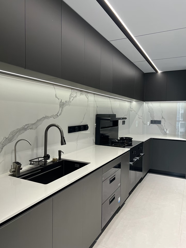 Hot New Modern Style Ready-to-Assemble Kitchen Cabinet Elegant Wardrobe for Kitchen Storage