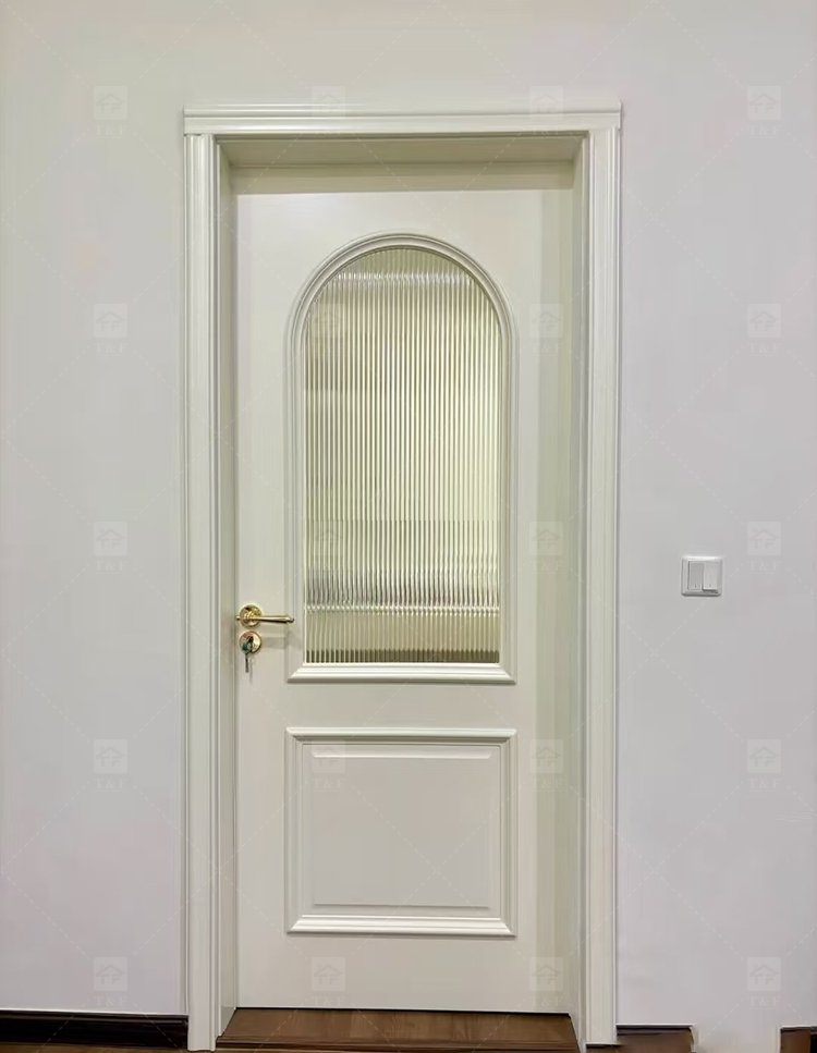Modern Waterproof Solid Wood Interior Doors New Design with Accessories on Sale for Hotel and Bedroom Application