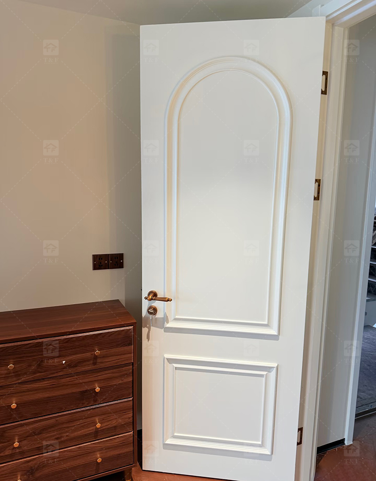 Modern Waterproof Solid Wood Interior Doors New Design with Accessories on Sale for Hotel and Bedroom Application