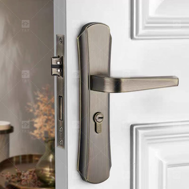 Wholesale Modern Zinc Alloy Wooden Silent Mechanical Door Locks for Villa Apartment Hotel Bedroom Study